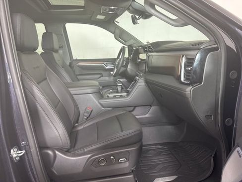 Used 2024 GMC Sierra 1500 Denali w/ Denali Reserve Package image 3