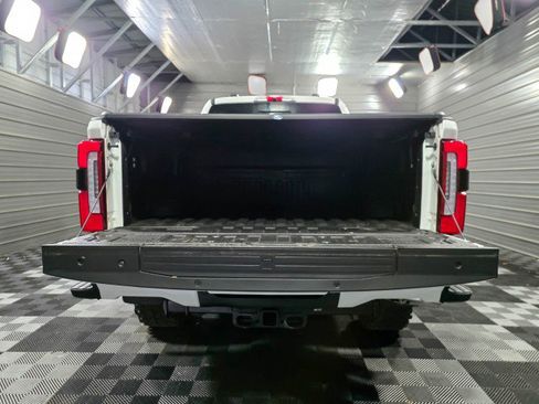 Used 2024 Ford F350 Platinum w/ FX4 Off-Road Package AWD/4WD image 11