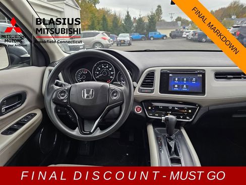 Used 2018 Honda HR-V EX image 19