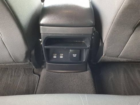 Used 2019 Ford Ranger XLT w/ Equipment Group 302A Luxury AWD/4WD image 6