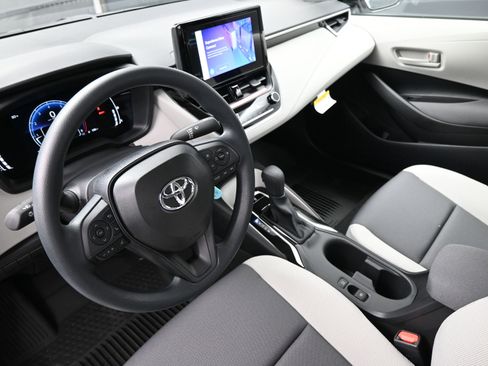 New 2026 Toyota Corolla LE image 12