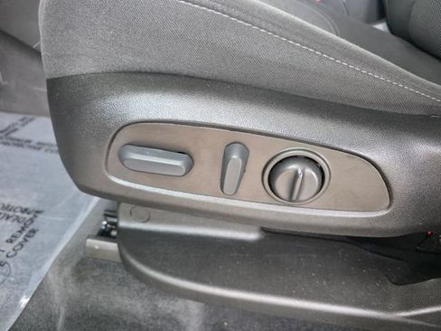 Used 2023 Chevrolet Traverse LT AWD/4WD image 26