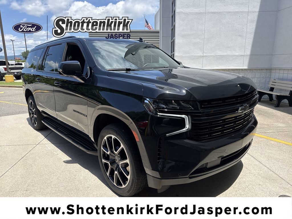 Used 2024 Chevrolet Suburban RST w/ Luxury Package AWD/4WD image 1