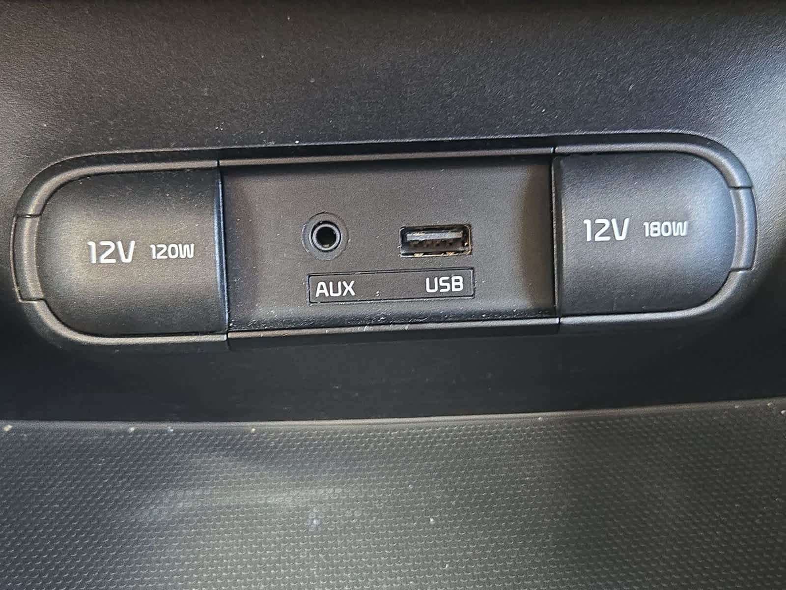 Used 2014 Kia Soul FWD image 29