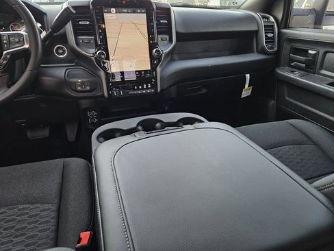 New 2026 RAM 2500 Tradesman AWD/4WD image 9