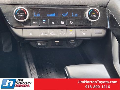 Used 2022 Hyundai Elantra SEL w/ Convenience Package FWD image 20