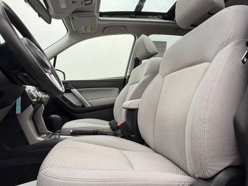 Used 2018 Subaru Forester 2.5i Premium AWD/4WD image 17