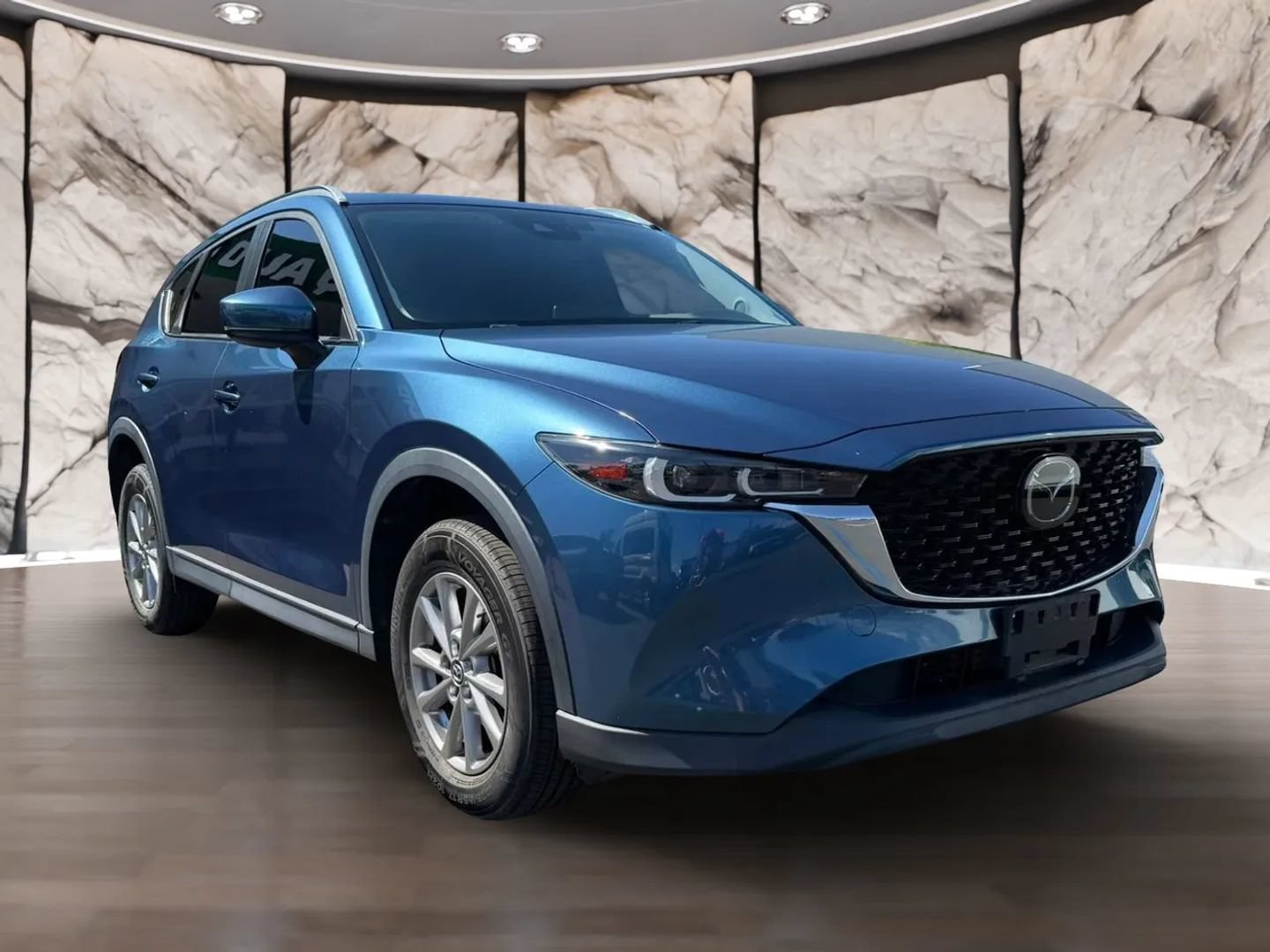 Used 2023 MAZDA CX-5 AWD 2.5 S w/ Select Package image 3