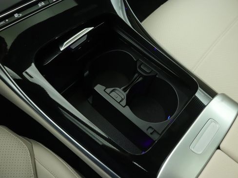 New 2026 Mercedes-Benz C 300 Sedan image 6