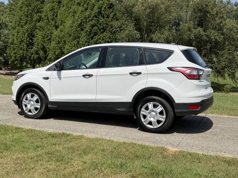 Used 2018 Ford Escape S FWD image 2