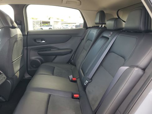 Certified 2025 Nissan Ariya FWD image 12