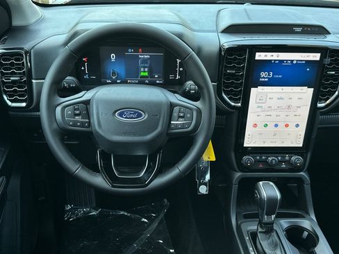 New 2026 Ford Ranger XLT w/ Equipment Group 301A High AWD/4WD image 13