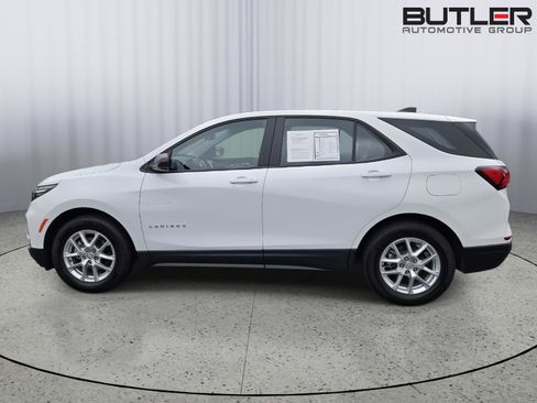 Used 2024 Chevrolet Equinox LS image 8