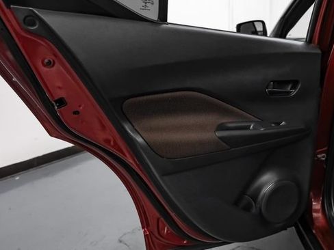Used 2020 Nissan Kicks SR w/ Exterior Package FWD image 41