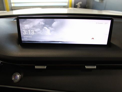 Used 2023 Genesis GV70 2.5T w/ Select Package image 33