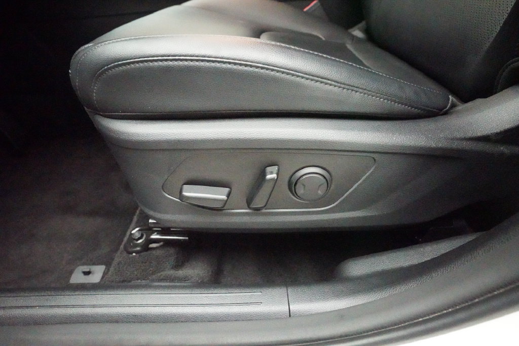 Used 2023 Kia Sportage EX AWD/4WD image 27