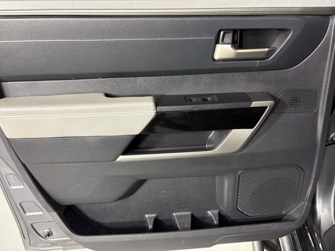 Used 2023 Toyota Tundra Limited image 35