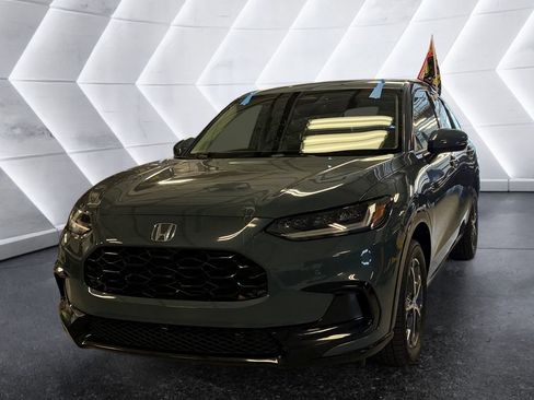 Used 2023 Honda HR-V EX-L image 3