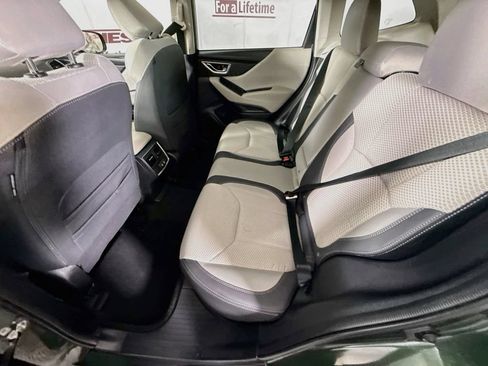 Used 2024 Subaru Forester Premium AWD/4WD image 29