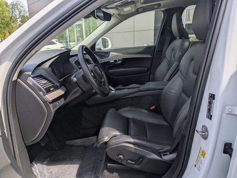 Used 2023 Volvo XC90 T8 Ultimate w/ Lounge Package AWD/4WD image 15