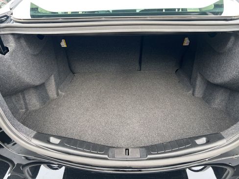 Used 2018 Ford Fusion SE w/ Fusion SE Technology Package image 10