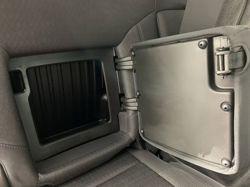 Used 2023 GMC Sierra 1500 Elevation image 28