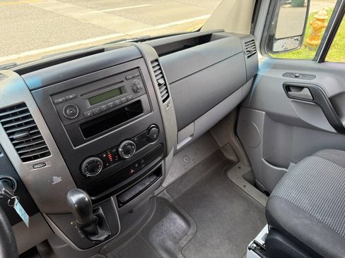 Used 2012 Mercedes-Benz Sprinter 3500 image 18