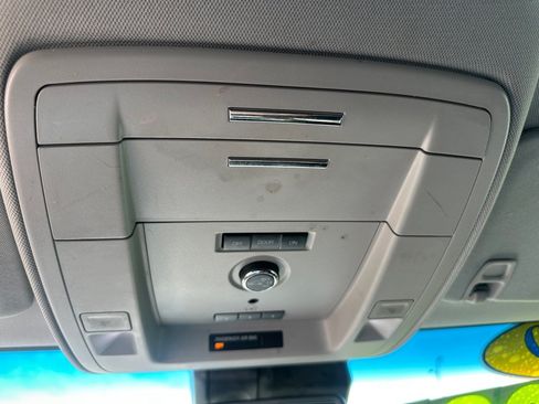 Used 2019 GMC Yukon XL Denali RWD image 19