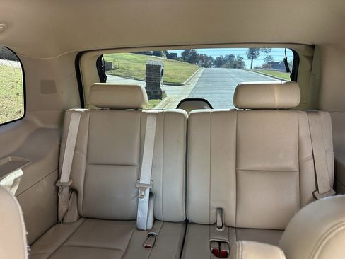 Used 2014 GMC Yukon Denali image 16