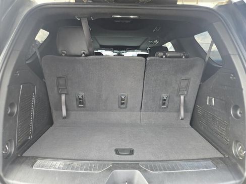 Used 2021 Chevrolet Tahoe Z71 w/ Rear Media and Nav Package image 7