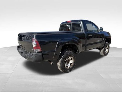 Used 2010 Toyota Tacoma 4x4 Regular Cab image 3