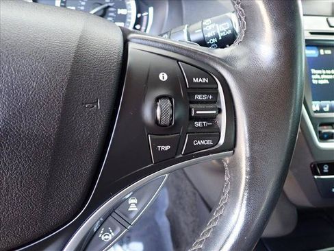 Used 2018 Acura MDX w/ Technology Package AWD/4WD image 17
