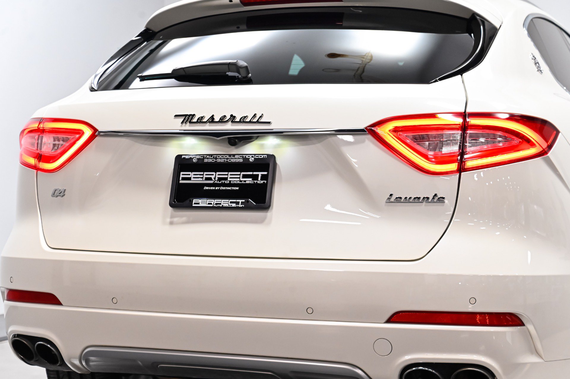 Used 2020 Maserati Levante GranLusso AWD/4WD image 43