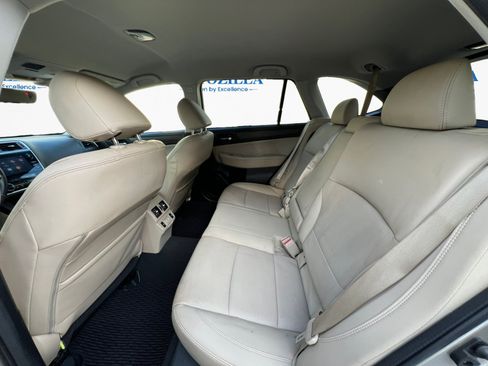 Used 2019 Subaru Outback 2.5i Limited AWD/4WD image 10