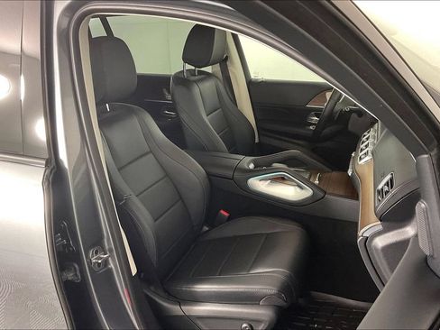 Certified 2023 Mercedes-Benz GLS 450 4MATIC image 7