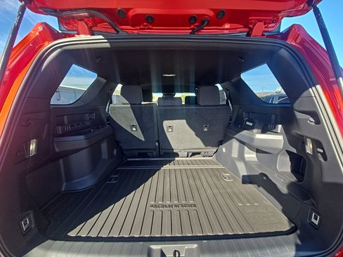 New 2025 Toyota 4Runner 4WD image 33