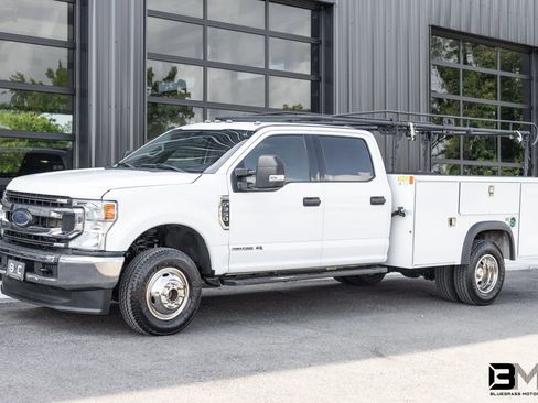 Used 2020 Ford F350 XLT AWD/4WD image 2
