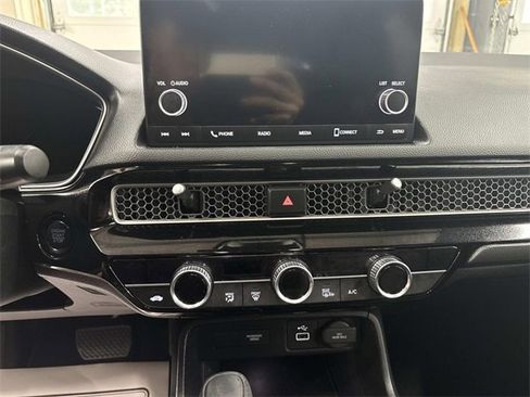 Used 2023 Honda Civic EX-L image 18