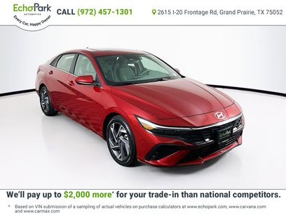 Used 2025 Hyundai Elantra SEL