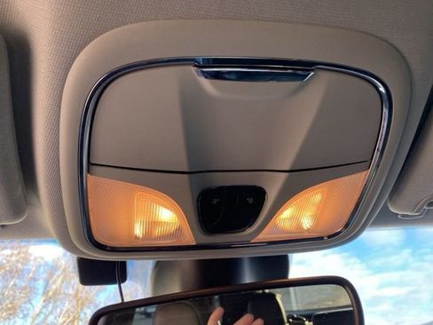 Used 2022 Jeep Cherokee Trailhawk w/ Technology Group B image 31