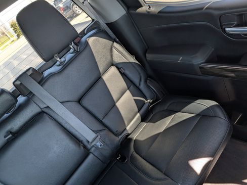 Used 2022 Chevrolet Silverado 1500 RST AWD/4WD image 14