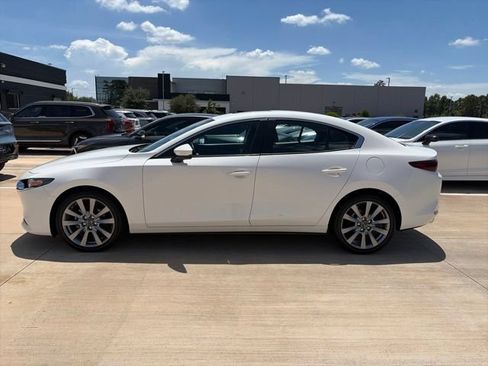 Used 2025 MAZDA MAZDA3 s FWD image 2