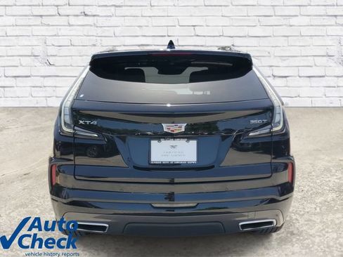 Used 2024 Cadillac XT4 Sport FWD image 3