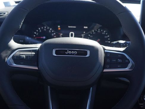 New 2026 Jeep Compass Limited image 34