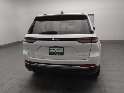 Used 2023 Jeep Grand Cherokee Laredo w/ Trailer Tow Prep Group (B) AWD/4WD image 7