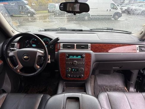 Used 2013 Chevrolet Tahoe LT image 11