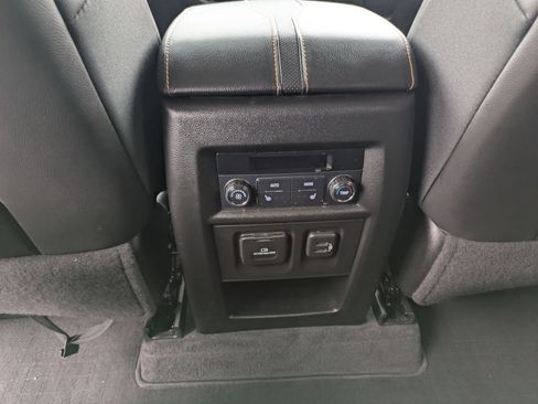 Certified 2021 Chevrolet Traverse Premier image 16