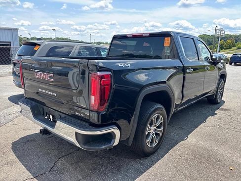 Used 2025 GMC Sierra 1500 SLT AWD/4WD image 10