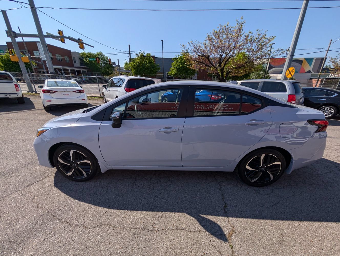 Used 2025 Nissan Versa SR w/ Trunk Package FWD image 8