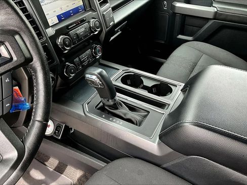 Used 2019 Ford F150 XLT w/ Equipment Group 302A Luxury AWD/4WD image 16